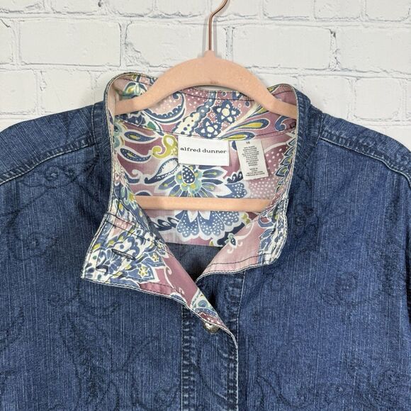 VTG Y2K 90's Chore Jacket Women Size 16 Blue Chambray Cotton Embroidered Floral - Picture 3 of 14